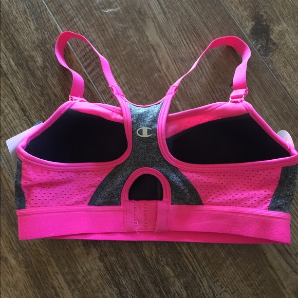 Show off Sports Bra - Picture 3 of 5